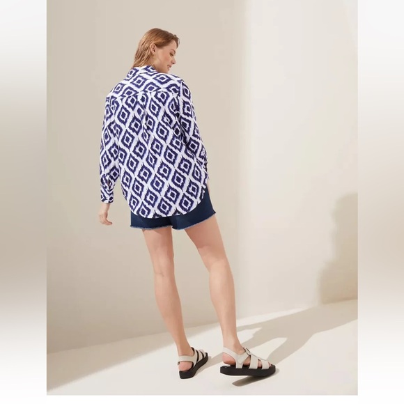 M & S PURE LINEN BLUE & WHITE ABSTRACT OVERSIZED COLLARED LONG SLEEVE BLOUSE - Picture 2 of 9